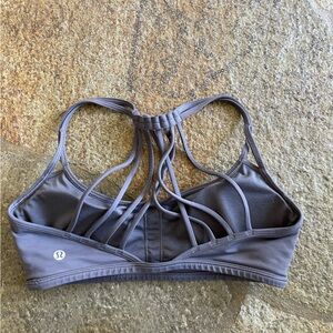LULULEMON gray sports bra